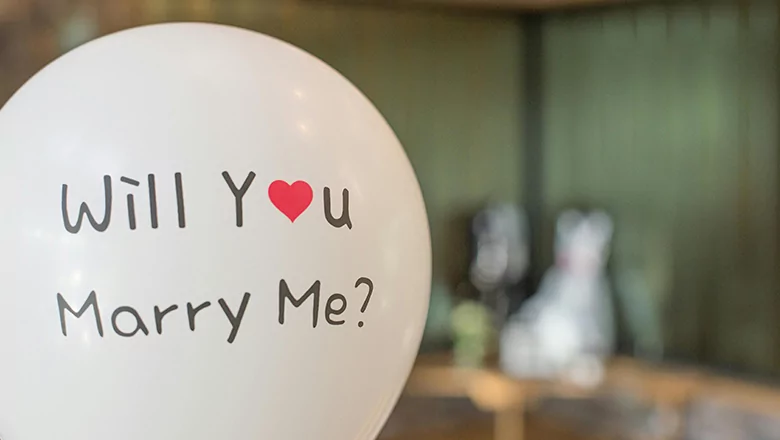 How to Plan the Perfect Proposal Trip: Destinations & Expert Tips